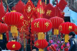 春節(jié)期間手機磕破導(dǎo)致無法使用，應(yīng)該怎么辦？